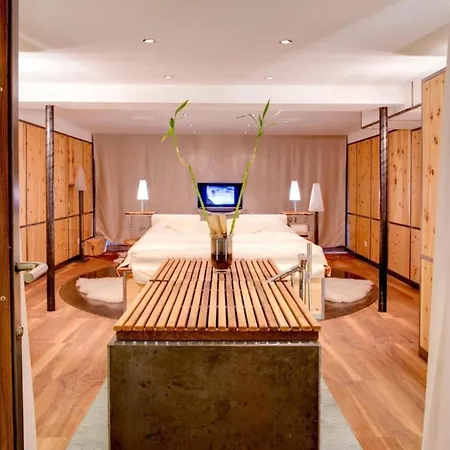 Julen Loftus Chic Mountain Sanctuary With Panoramic Views Apartment